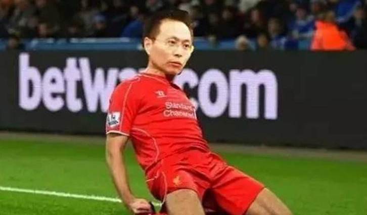  门兴格拉德巴赫七球狂胜沙尔克  